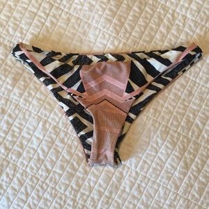 Amuse society bikini bottom